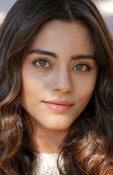 Фотография актёра Сыла Тюркоглу