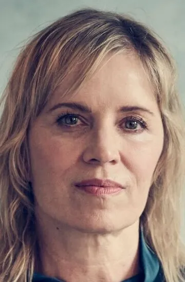Фотография актёра Ким Диккенс (Kim Dickens)