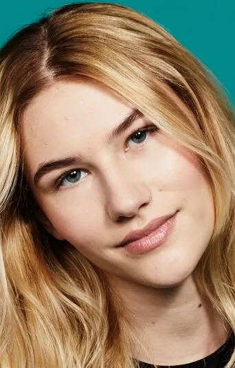 Фотография актёра София Хьюблиц (Sofia Hublitz)