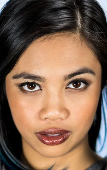 Фотография актёра Лоуриза Тронку (Louriza Tronco)