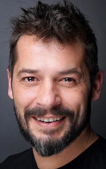 Фотография актёра Аныл Ильтер (Anıl İlter)