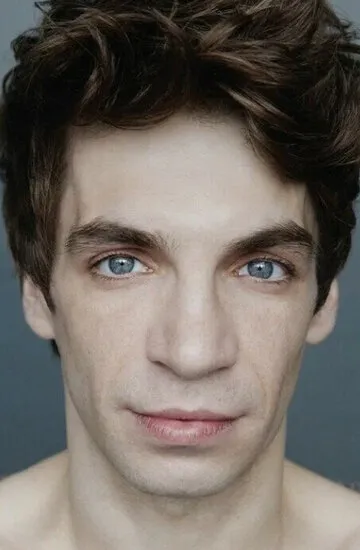 Фотография актёра Даниил Вахрушев