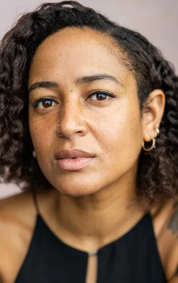 Фотография актёра Амака Окафор