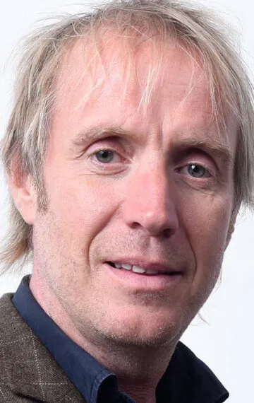 Фотография актёра Рис Иванс (Rhys Ifans)