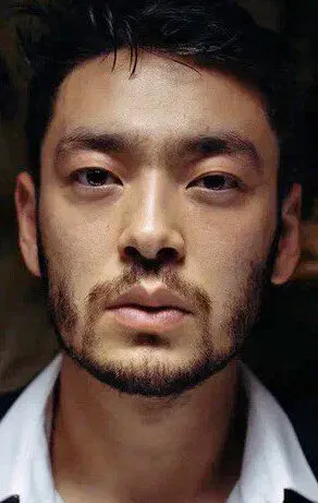 Фотография актёра Аскар Ильясов