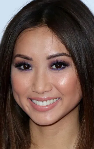 Фотография актёра Бренда Сонг (Brenda Song)