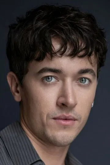 Фотография актёра Том Блайт (Tom Blyth)