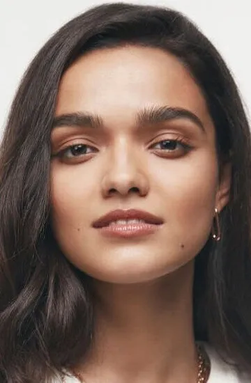 Фотография актёра Рэйчел Зеглер (Rachel Zegler)